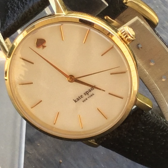 Kate Spade ♠️ New York Goldtone Metro - Picture 4 of 4